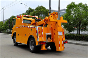 安居高速路拖车费